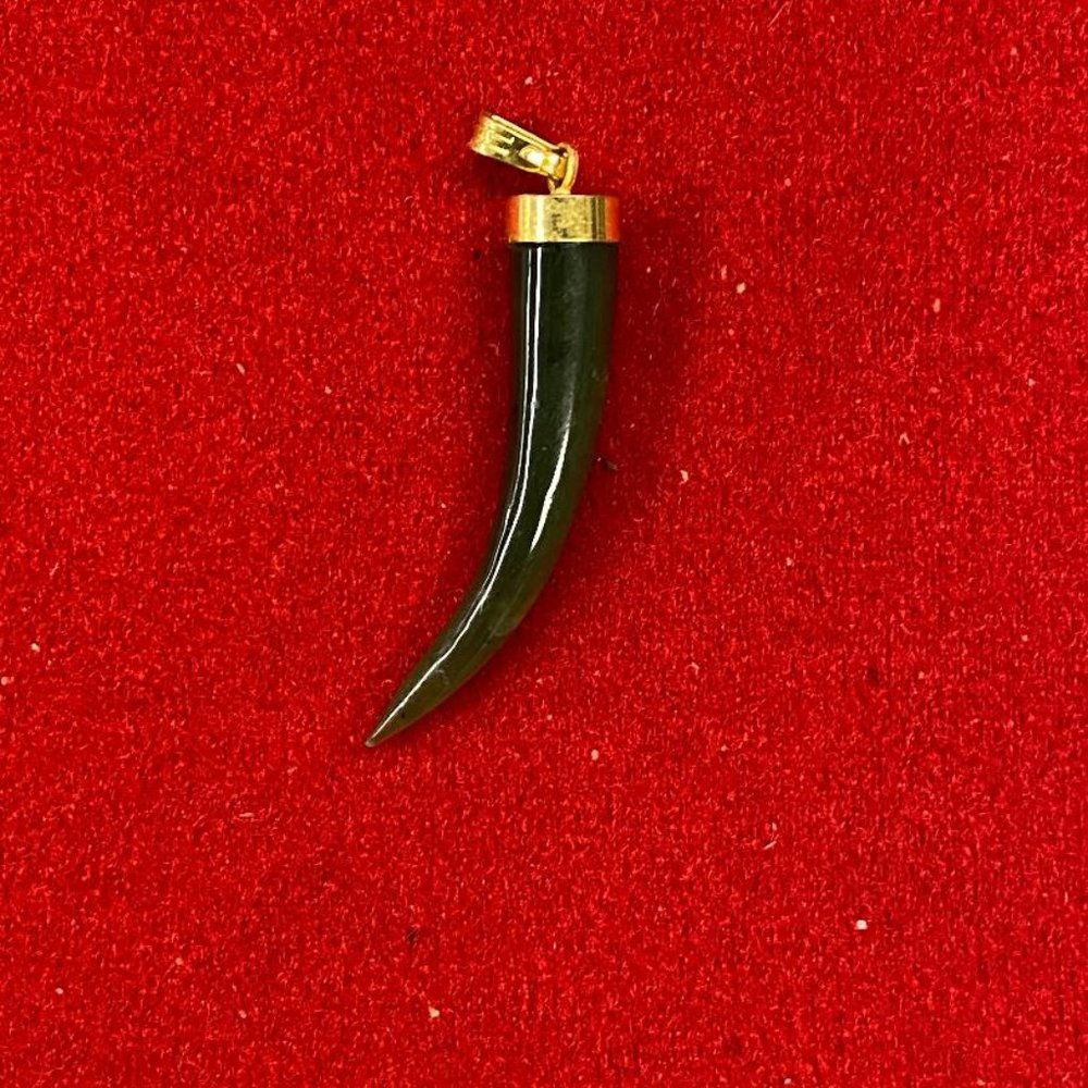 Hand Craved Jade Italian Horn Pendant Tusk w SILVER or Gold bale NWT